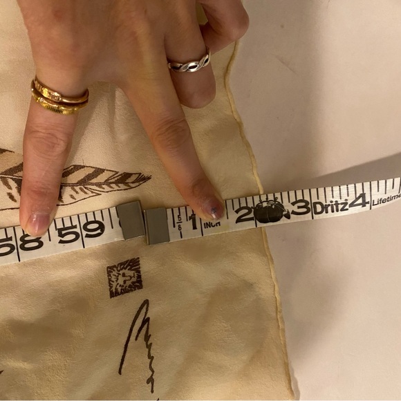 Anne Klein silk sustainable feather print sheer scarf wrap - Picture 15 of 16